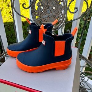 Hunter boots Kids size Boys 11 /Girls 12 USA size